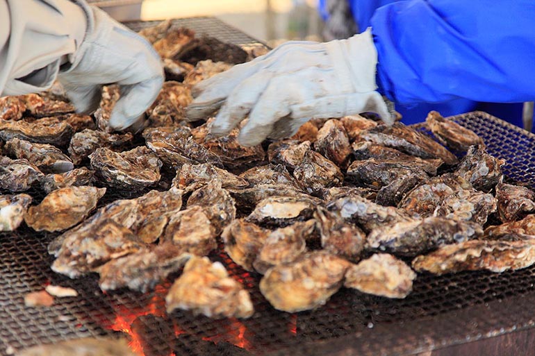 牡蠣小屋(寄島)